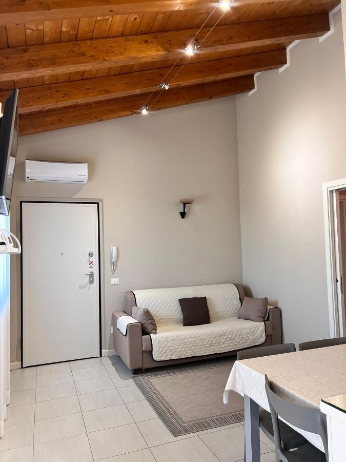 Appartamento Corina Sirmione Exterior foto